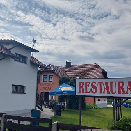 Penzion a restaurace U Strnada Klatovy Exteriér fotografie