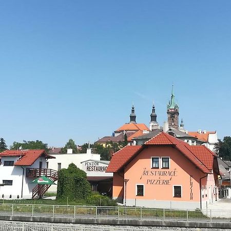 Penzion a restaurace U Strnada Klatovy Exteriér fotografie