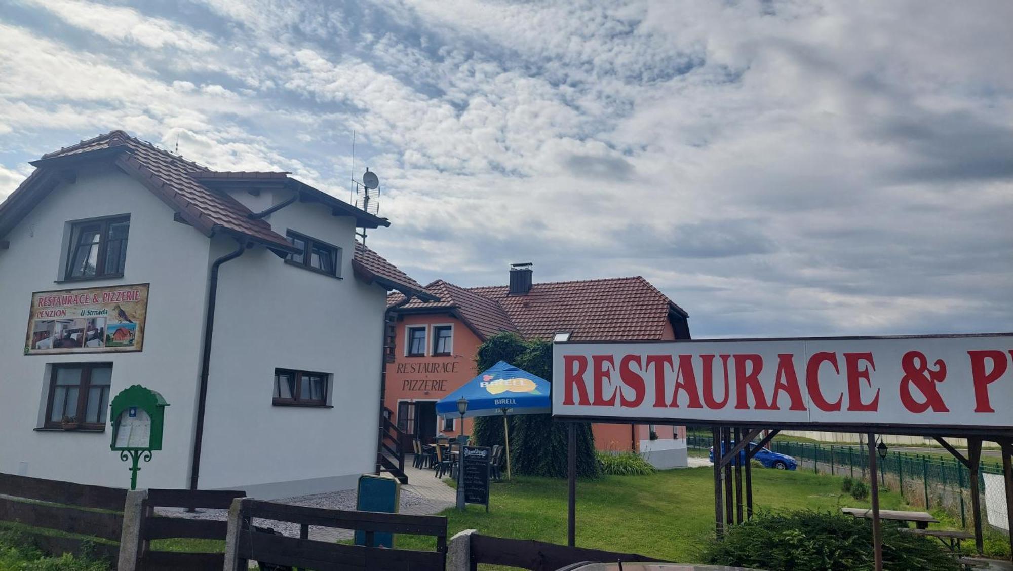 Hotel Penzion a restaurace U Strnada Klatovy Exteriér fotografie