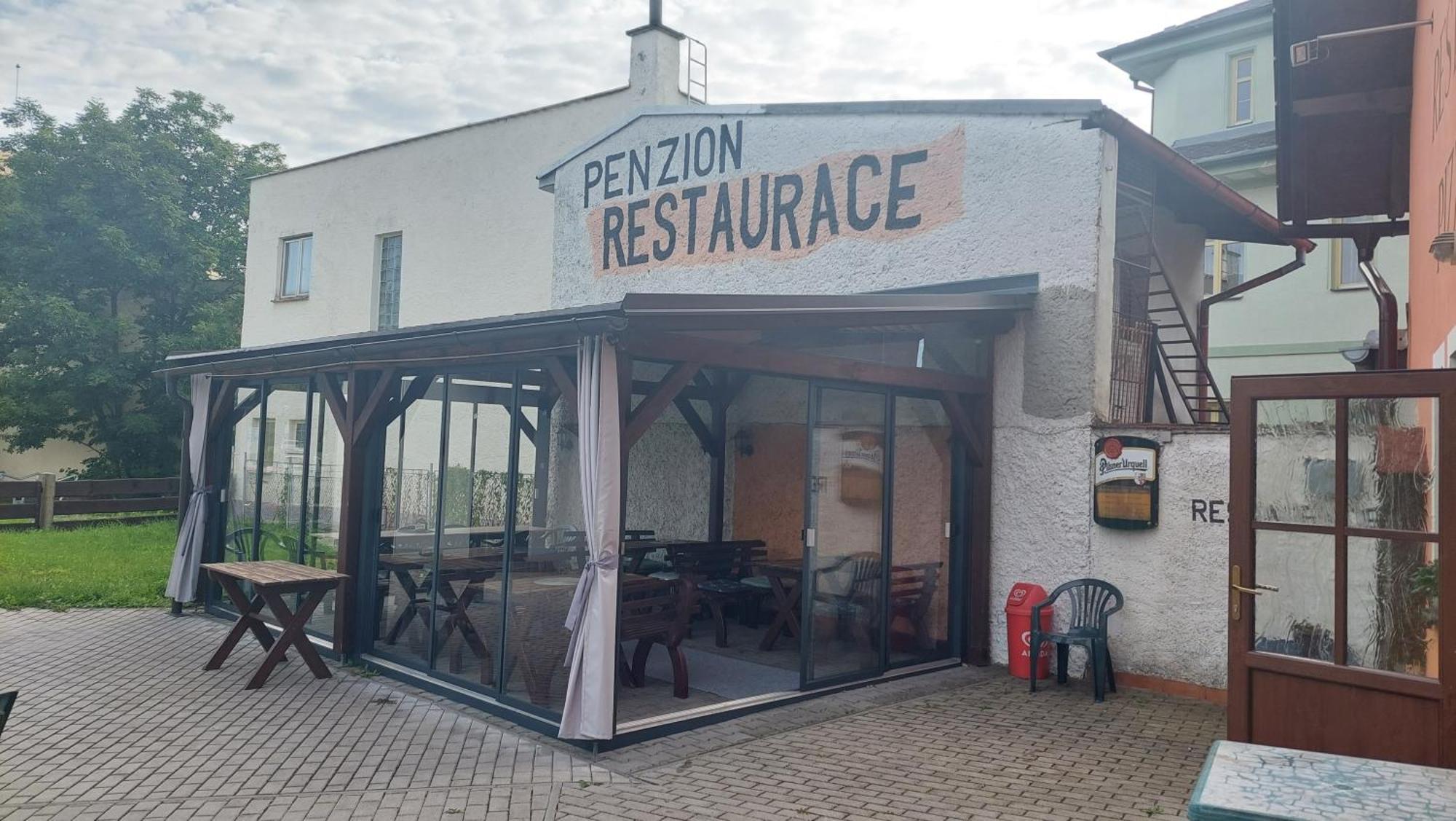 Hotel Penzion a restaurace U Strnada Klatovy Exteriér fotografie