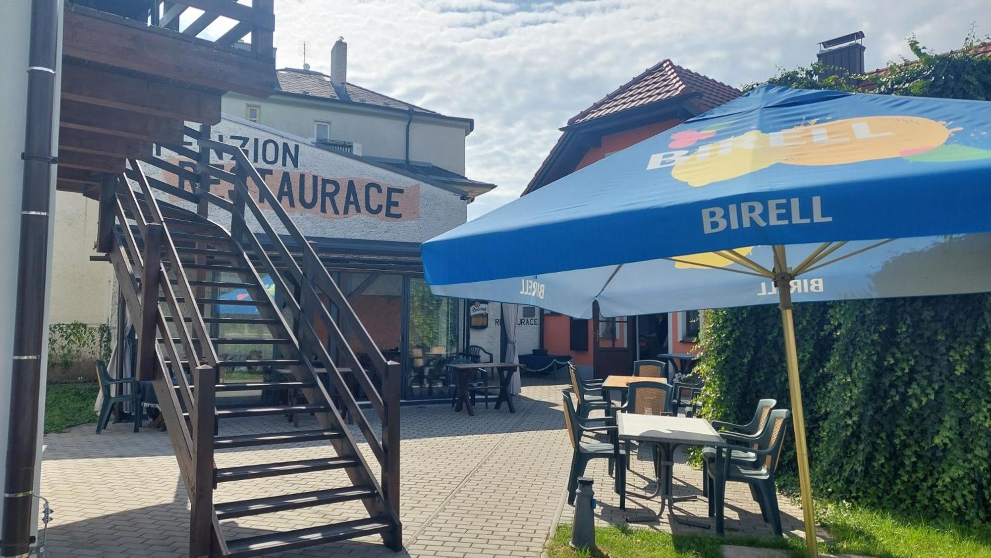 Penzion a restaurace U Strnada Klatovy Exteriér fotografie