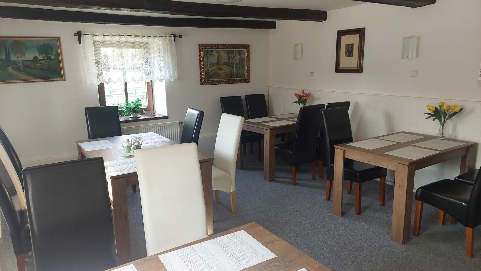 Penzion a restaurace U Strnada Klatovy Exteriér fotografie
